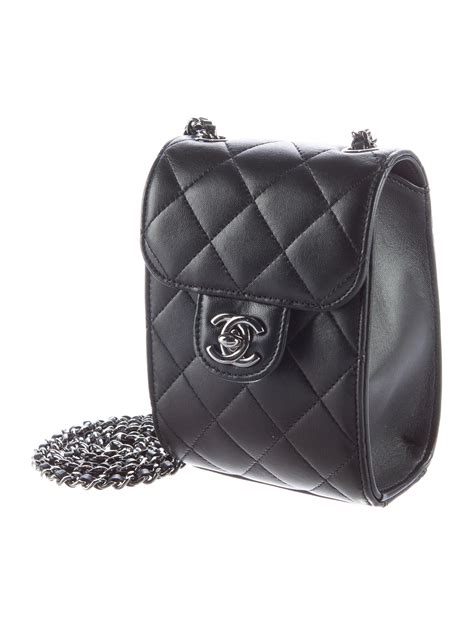 chanel mini cross body